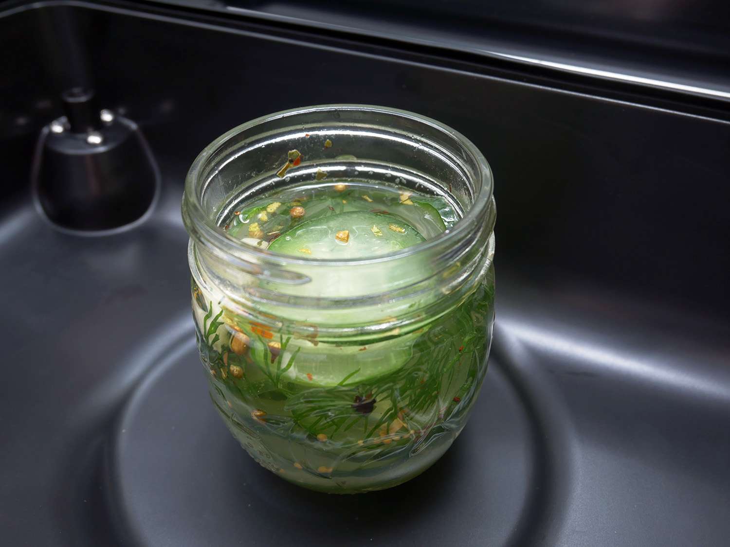 making pickles in a jar in chamber sealer