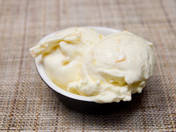 20130726-lemon-ice-cream.jpg