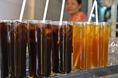 20140805-vietnam-drinks-tra-atiso-barbara-adam.jpg