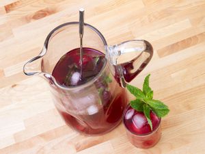 20120522-207000-hibiscus-rum-cooler-primary.jpg
