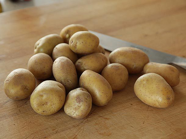 20131015-smoked-salmon-potato-salad-recipe-1.jpg