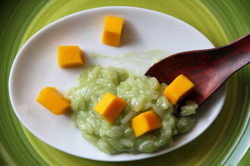 20120412-201601-thai-coconut-rice-rice-pudding-mango.jpg