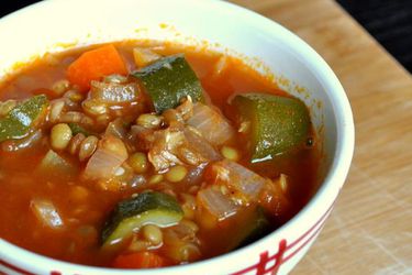 20120214-seriousentertaining-soupson-provencallentilzucchinisoup.JPG