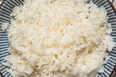 Cooked rice in a bowl