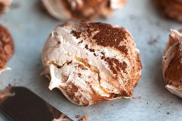 20150311-chocolate-cinnamon-meringues-nila-jones-1.jpg