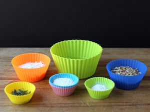 silicone muffin cups.jpg