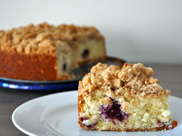 20130602-wakeandbake-blackberry-crumb-cake.JPG