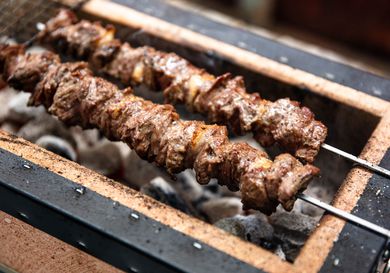 20190618-grilled-arrosticini-lamb-skewers-vicky-wasik-2