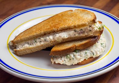 20200427-tuna-melt-deli-style-daniel-gritzer-4