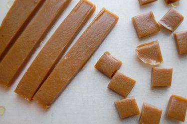 20101103-ediblediy-caramels.jpg