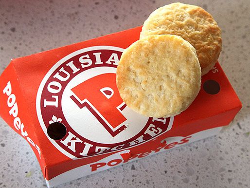 20130506-popeyes-breakfast-sandwich-01.jpg