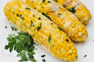 20110823-167506-italian-grilled-corn.jpg