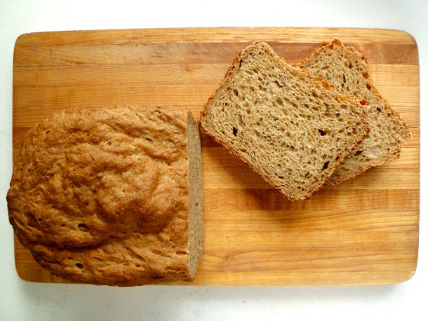 20111227-185091-bread-baking-bread-machine-rye.JPG