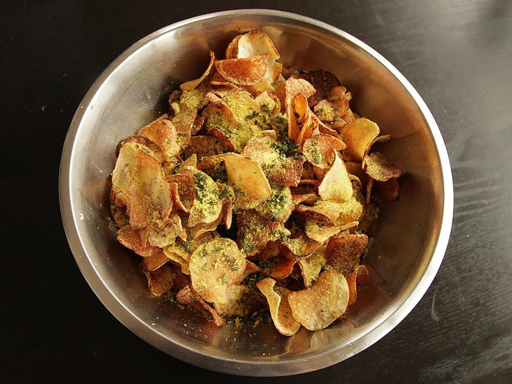 20131112-stuffing-chips-03.jpg