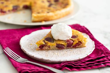 20190709-pistachio-frangipane-cherry-tart-vicky-wasik-22