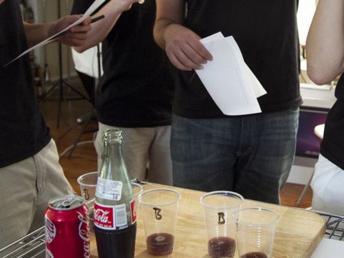 20110901-coca-cola-mexican-coke-taste-test-3.jpg