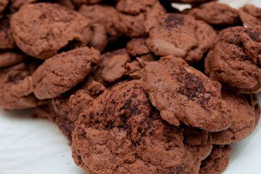 20101216-cookie-swap-eggnog-chocolate-610.jpg