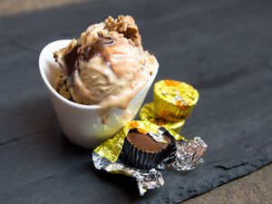 20121014-peanut-butter-cup-ice-cream.jpg