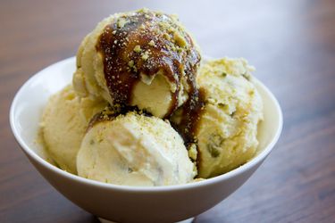 20130211-white-sesame-ice-cream.jpg