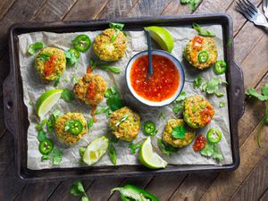 20161210-shrimp-cakes-nerds-with-knives-emily-matt-clifton-1.jpg