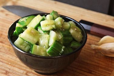 20150909-smashed-sichuan-cucumber-kenji-6.jpg