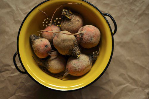 20111008-174218-beets-in-a colander.jpg