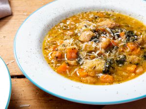 A shallow bowl of Tuscan ribollita made in a pressure cooker