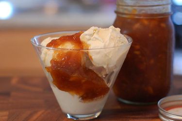 20120708-213501-preserved-whiskey-peach-sauce-primary.jpg