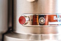 The control panel of the Breville 800JEXL juicer