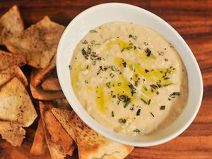 20130115-237112-rosemary-lemon-white-bean-dip.jpg