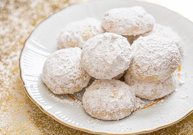 Snowball cookies.