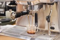 A shot of espresso is made in the Breville BES920XL Dual Boiler Espresso Machine