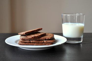 20120410-cookiemonster-chocolate-coffee-graham-crackers.JPG