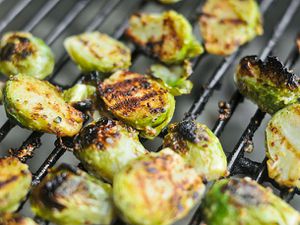 20101214-128728-grilled-brussels-sprouts.jpg