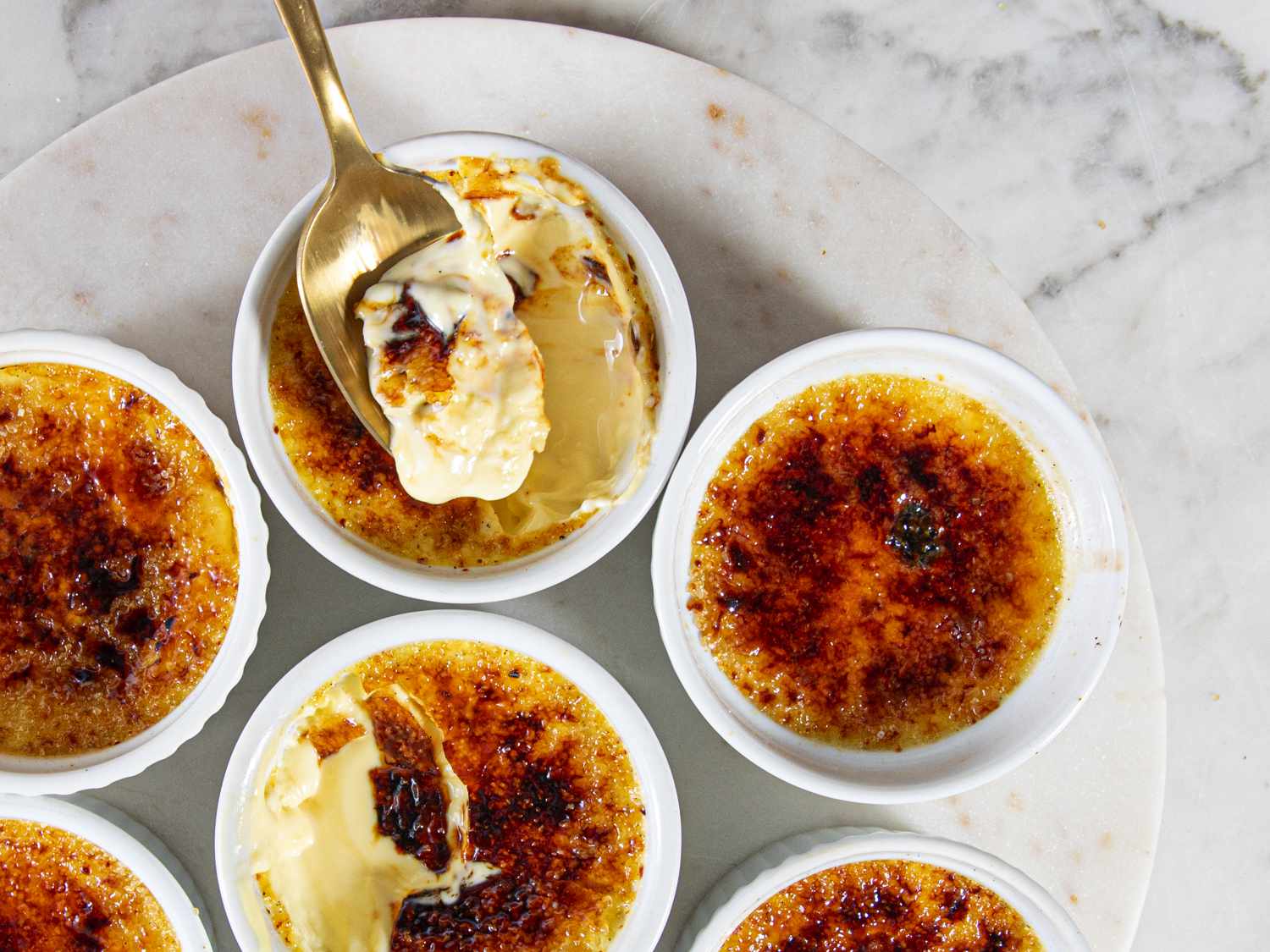 Overhead view of creme brulee