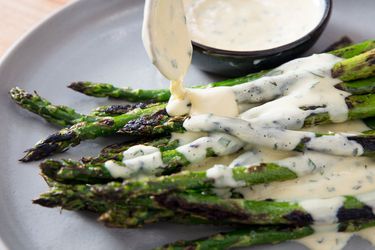 20190321-asparagus-miso-bearnaise-vicky-wasik-23