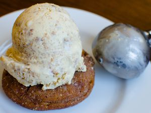 173887-apple-cider-doughnut-ice-cream.jpg