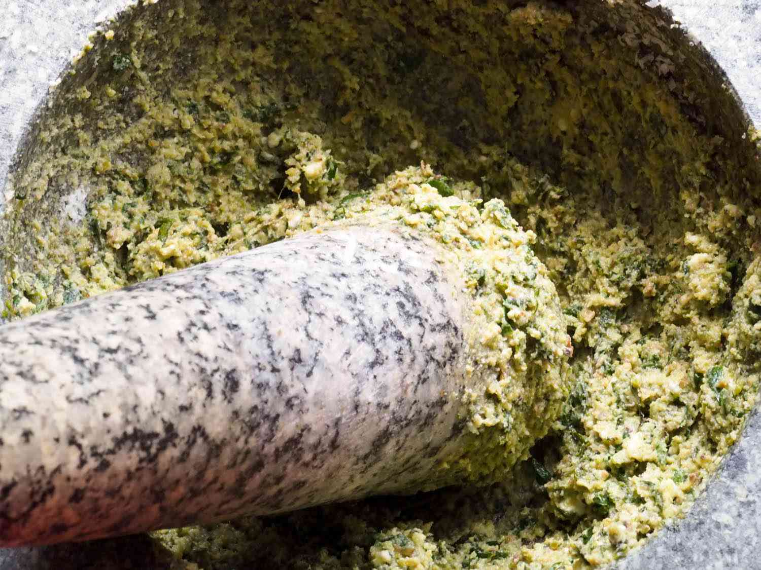 20140805-mint-feta-pesto-daniel-gritzer-mortar-paste.jpg