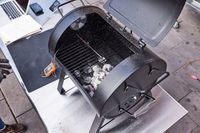 Dyna-Glo Signature Series Portable Tabletop Charcoal Grill 