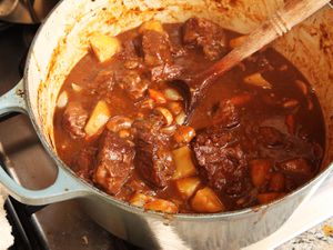 20160209-stew-science-stew-with-age-beef-stew.jpg