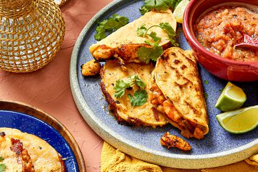 Overhead view of tacos gobernador 