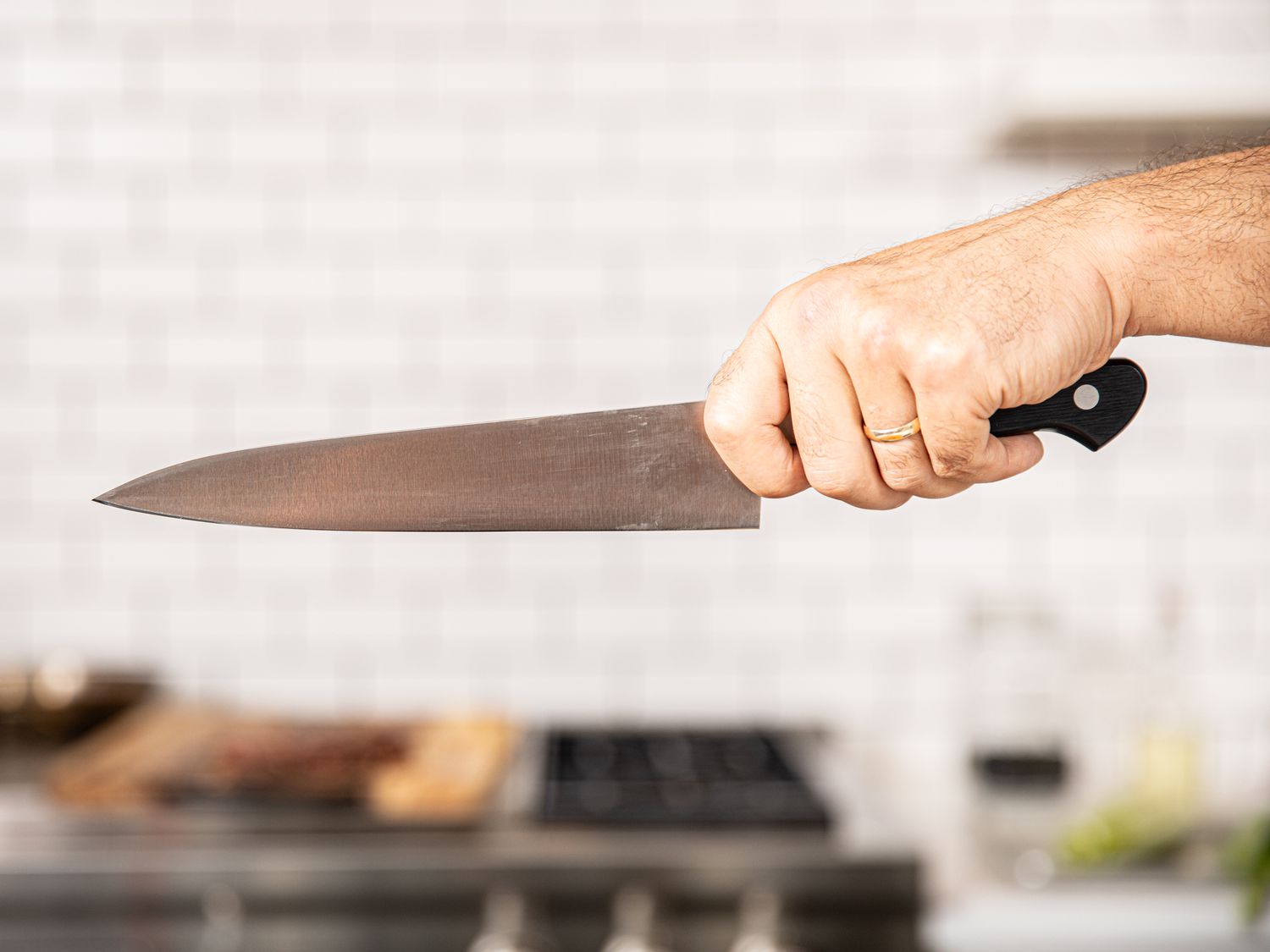 View of holding the knife from the back