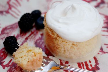 20110316-127677-Serious-Sweets-Tres Leches-PRIMARY-thumb-518xauto-146479.jpg