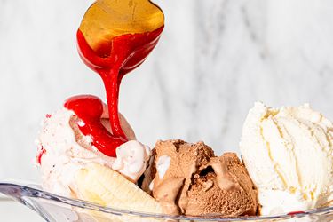 Side view of strawberry sauce