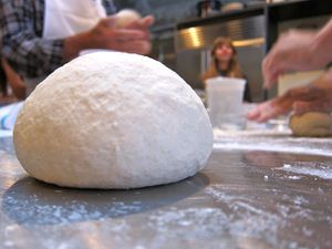 20101025-pizza-dough.jpg