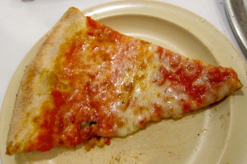 20101103-meeteatcarly-pizza-500.jpg