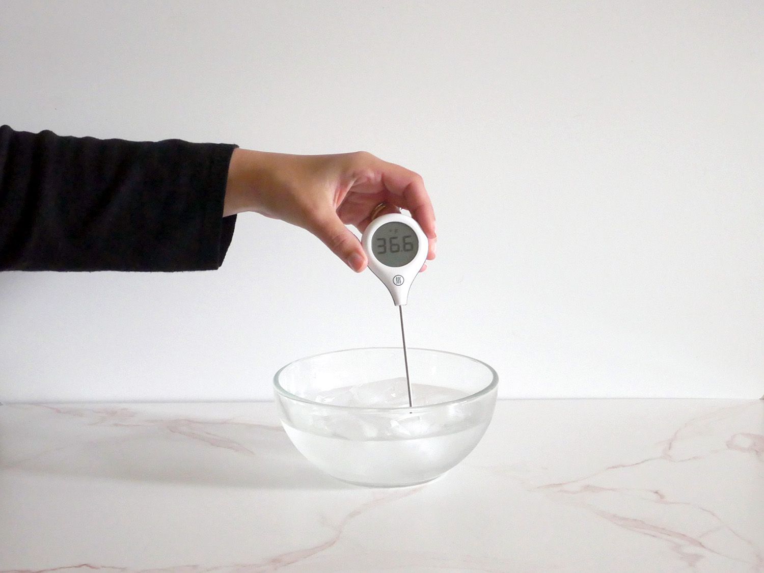 taking the temperature of ice water with thermopop 2