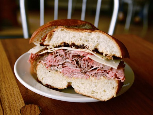 20100518-cuttys-roast-beef-primary.jpeg