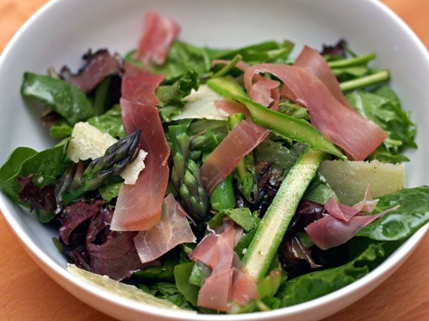 20100601-dt-asparagus-and-prosciutto-salad.jpg