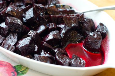 2013-02-27-roasted-beets-balsamic-glaze.jpg